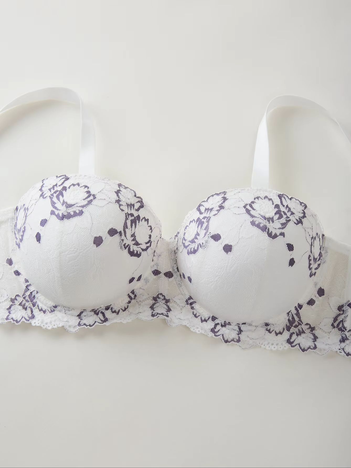 Plus Size Lace & Embroidery Wo - Embroidery Embellishments avaliação e preço