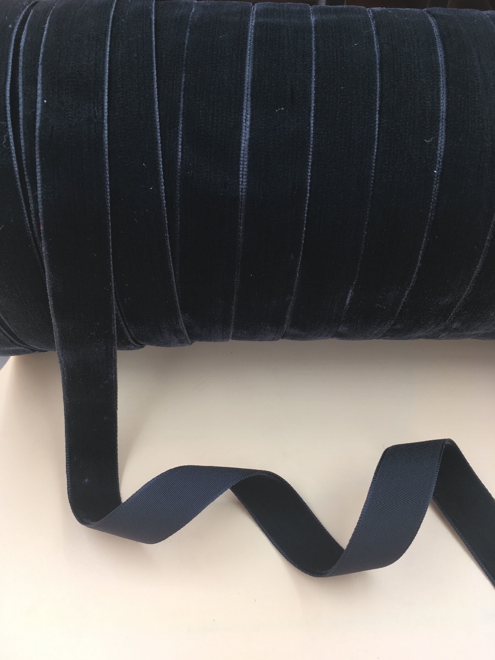 22MM X 10Meters Single Face Bl - Velvet Ribbon Roll avaliação e preço