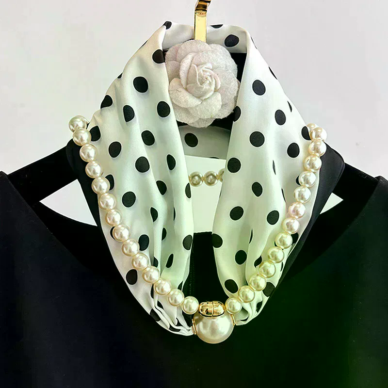 Magnetic Narrow Elegant Satins - Pearl Trim Chain avaliação e preço