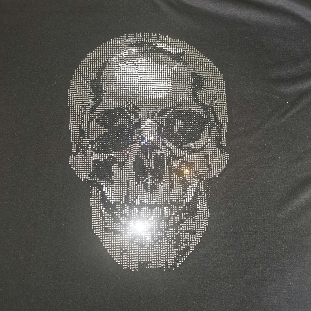Skull Patch,Iron On Transfers  - Hotfix Rhinestone Sheet avaliação e preço